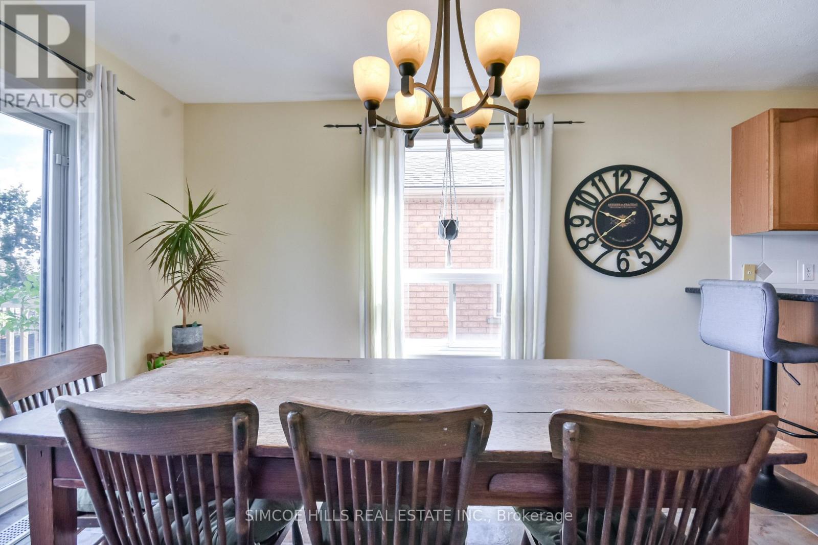 73 Vanessa Drive, Orillia, Ontario  L3V 7W9 - Photo 7 - S12486995