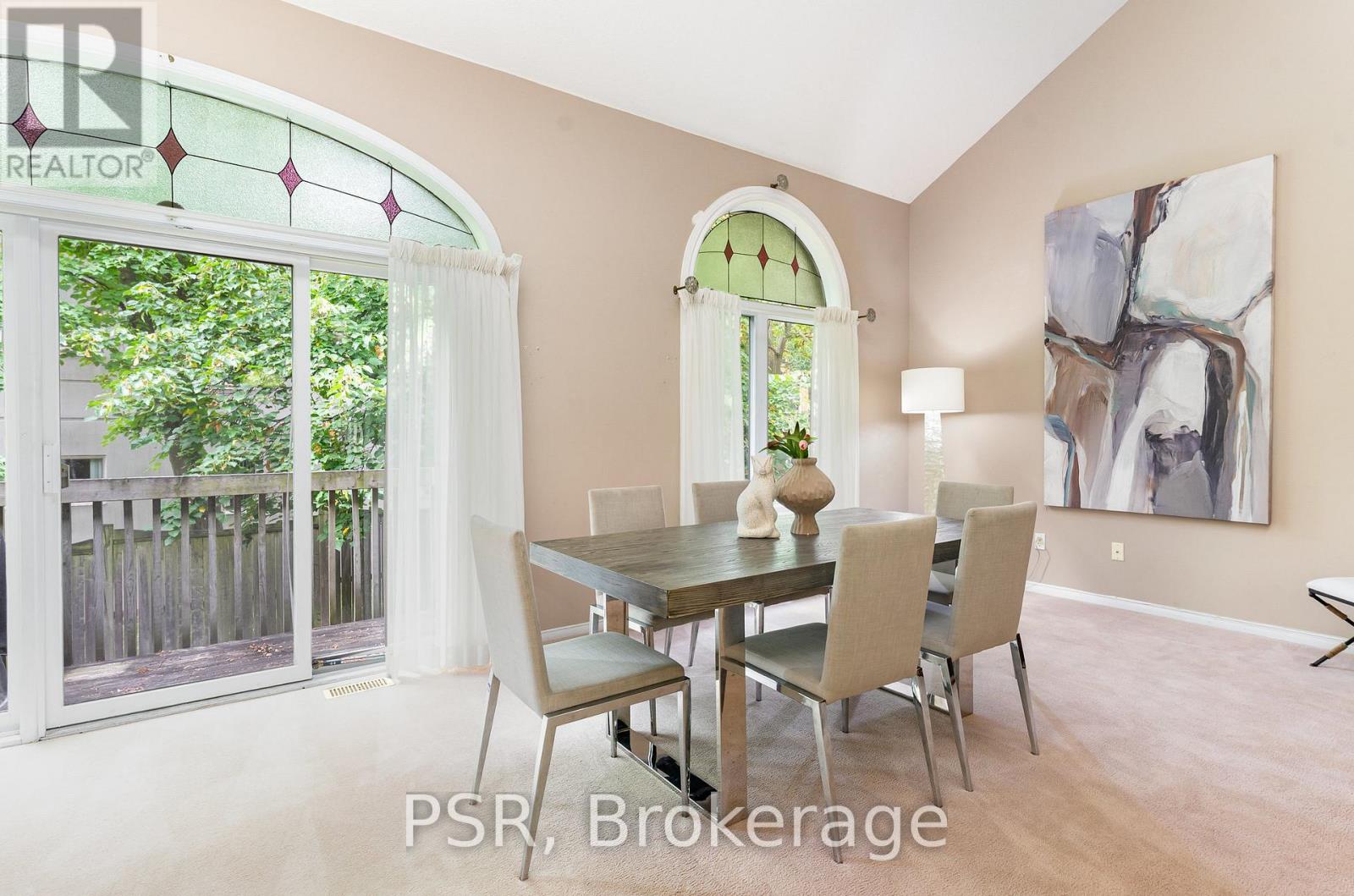 17 - 1010 Cristina Court, Mississauga, Ontario  L5J 4T7 - Photo 6 - W12486994