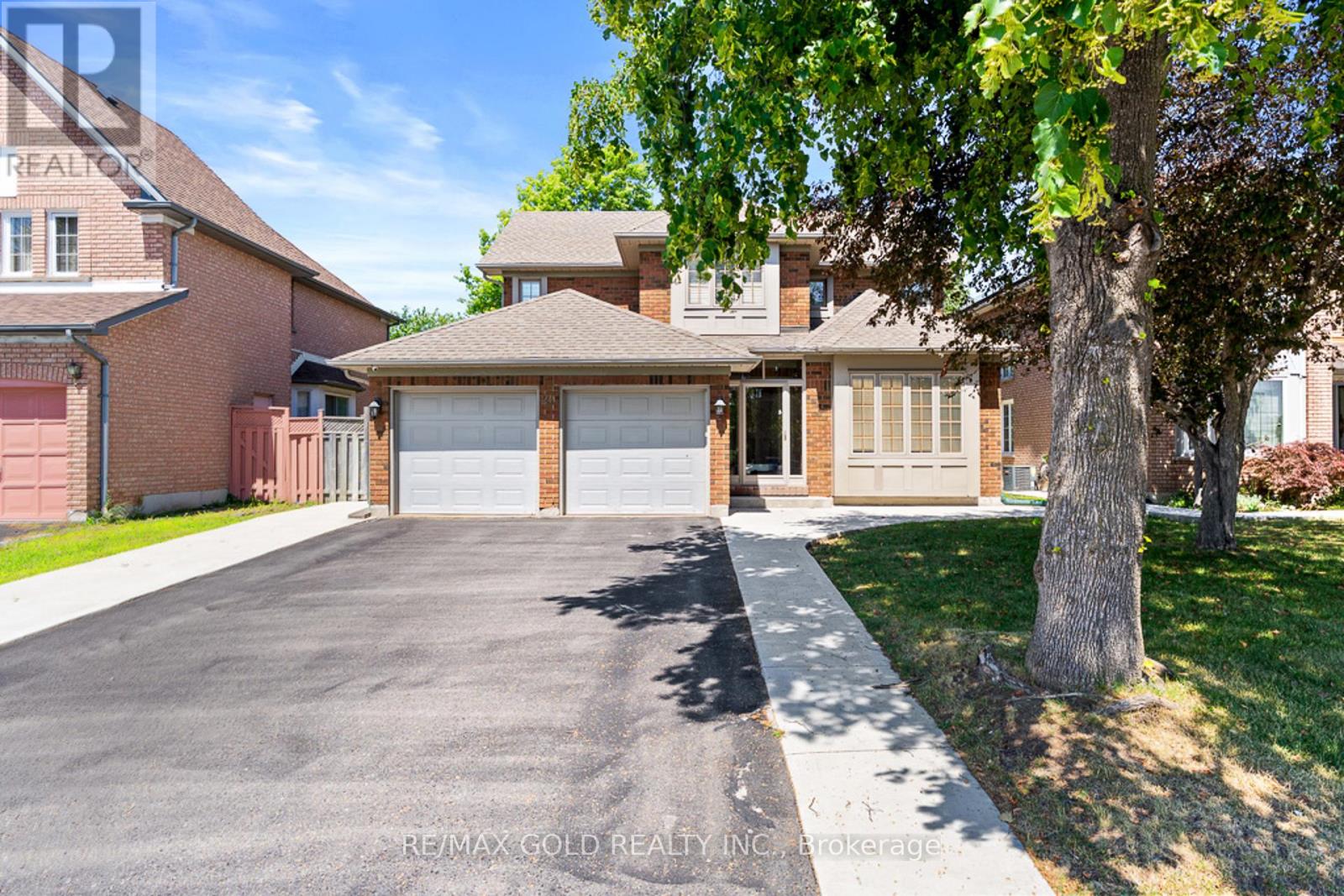 20 MOUNTAINBERRY ROAD, Brampton, Ontario