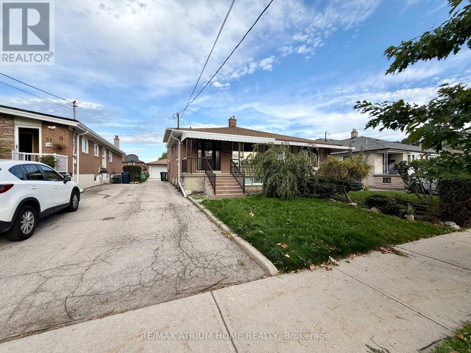 GROUND FLOOR & BASEMENT - 49 HOWBERT DRIVE, Toronto, Ontario