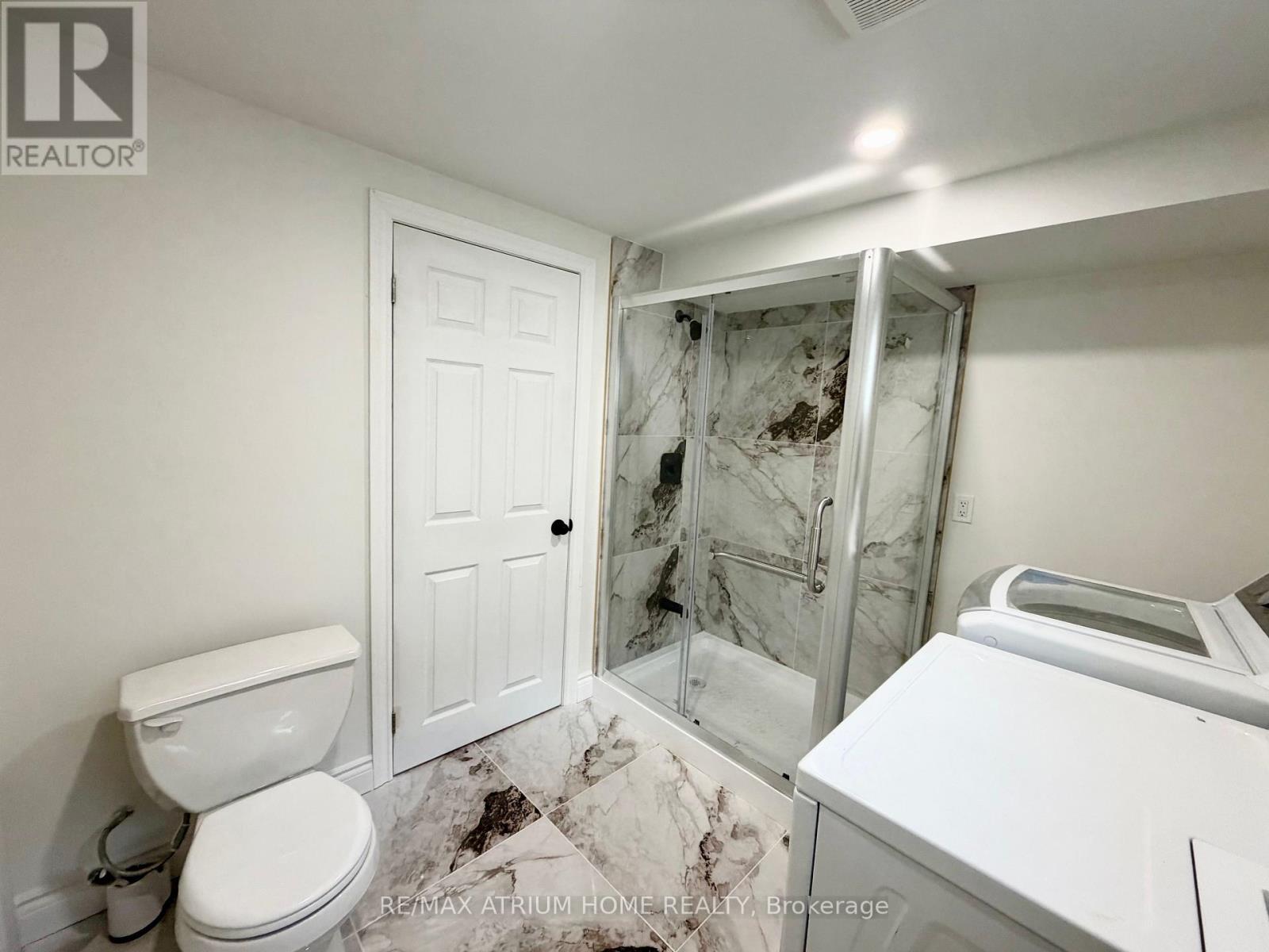 Ground Floor & Basement - 49 Howbert Drive, Toronto, Ontario  M9N 3L1 - Photo 12 - W12487006