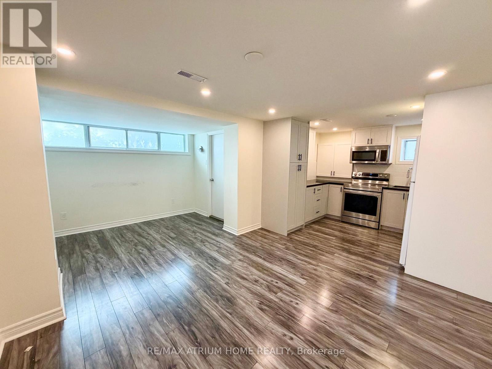 Ground Floor & Basement - 49 Howbert Drive, Toronto, Ontario  M9N 3L1 - Photo 15 - W12487006