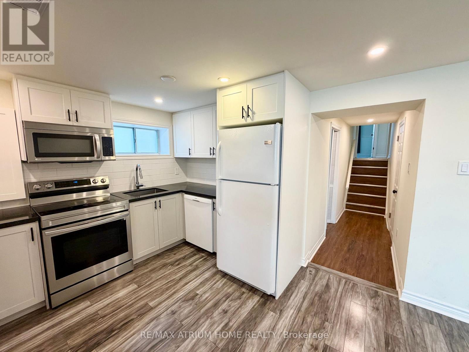 Ground Floor & Basement - 49 Howbert Drive, Toronto, Ontario  M9N 3L1 - Photo 19 - W12487006