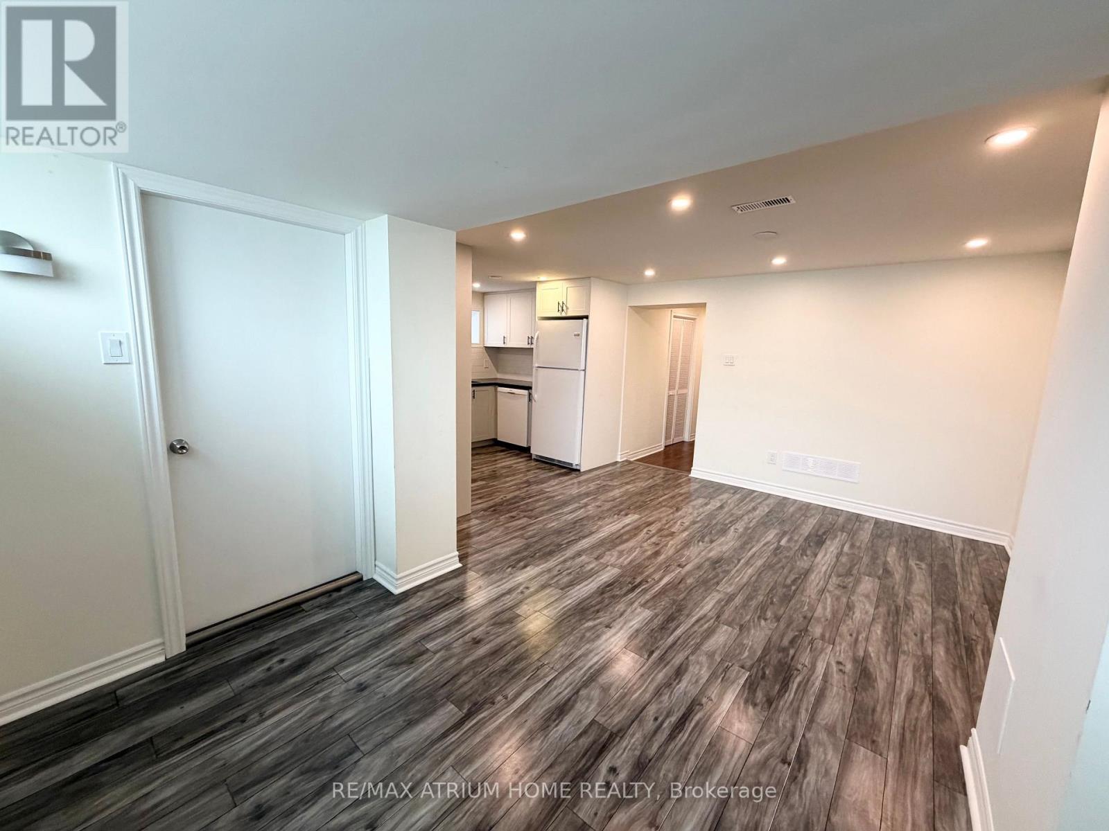 Ground Floor & Basement - 49 Howbert Drive, Toronto, Ontario  M9N 3L1 - Photo 20 - W12487006