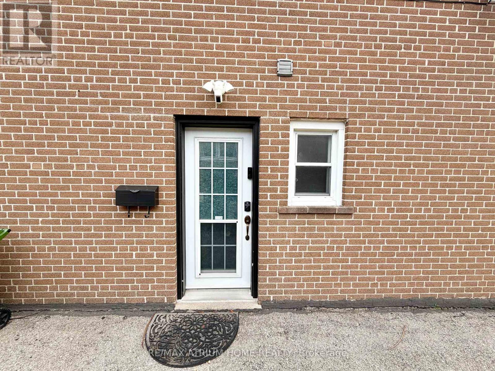 Ground Floor & Basement - 49 Howbert Drive, Toronto, Ontario  M9N 3L1 - Photo 4 - W12487006