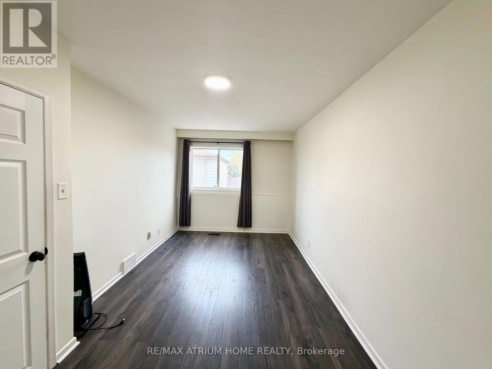 Ground Floor & Basement - 49 Howbert Drive, Toronto, Ontario  M9N 3L1 - Photo 7 - W12487006