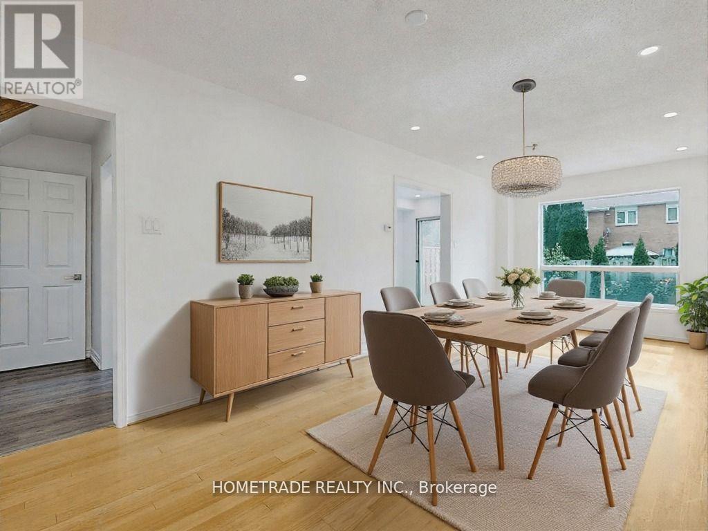 532 Steddick Court, Mississauga, Ontario  L5R 3T1 - Photo 4 - W12487008