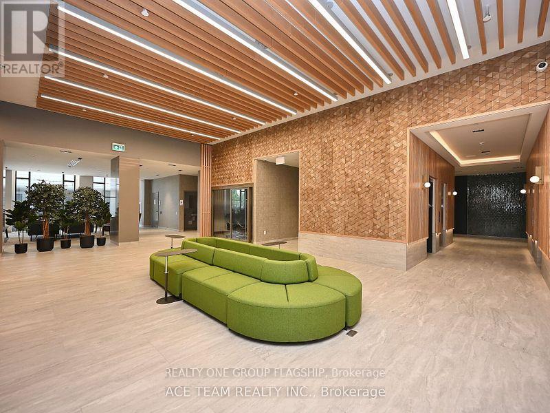 401 - 2485 Eglinton Avenue W, Mississauga, Ontario  L5M 2V8 - Photo 3 - W12487013