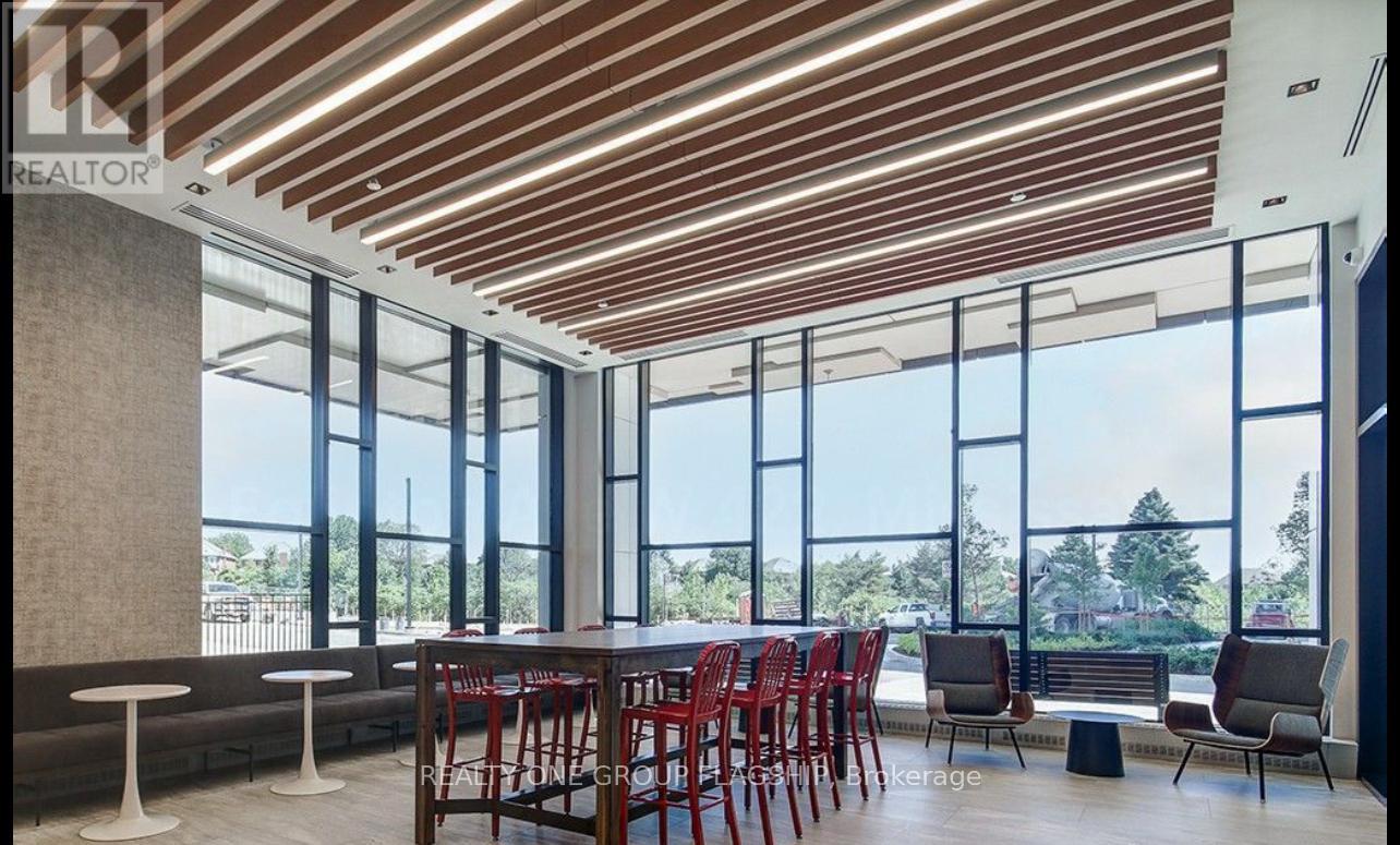 401 - 2485 Eglinton Avenue W, Mississauga, Ontario  L5M 2V8 - Photo 6 - W12487013