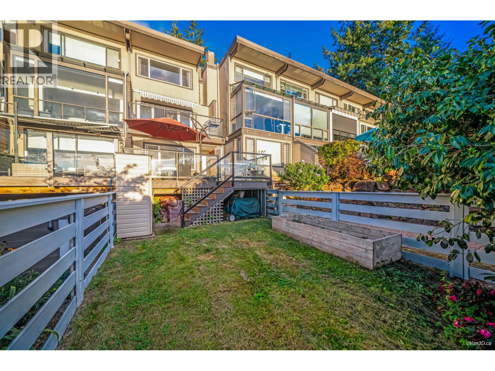 430 Crosscreek Road, Lions Bay, British Columbia  V0N 2E0 - Photo 34 - R3062695