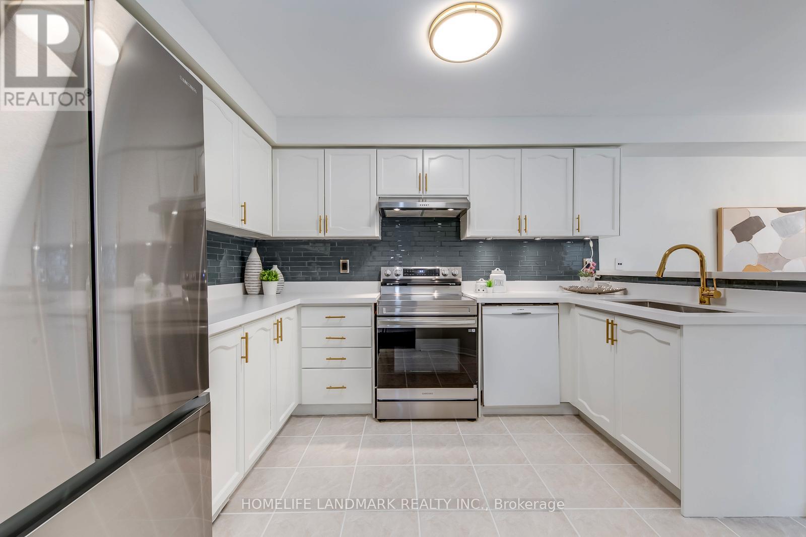 2276 Grouse Lane, Oakville, Ontario  L6M 4A8 - Photo 13 - W12485089