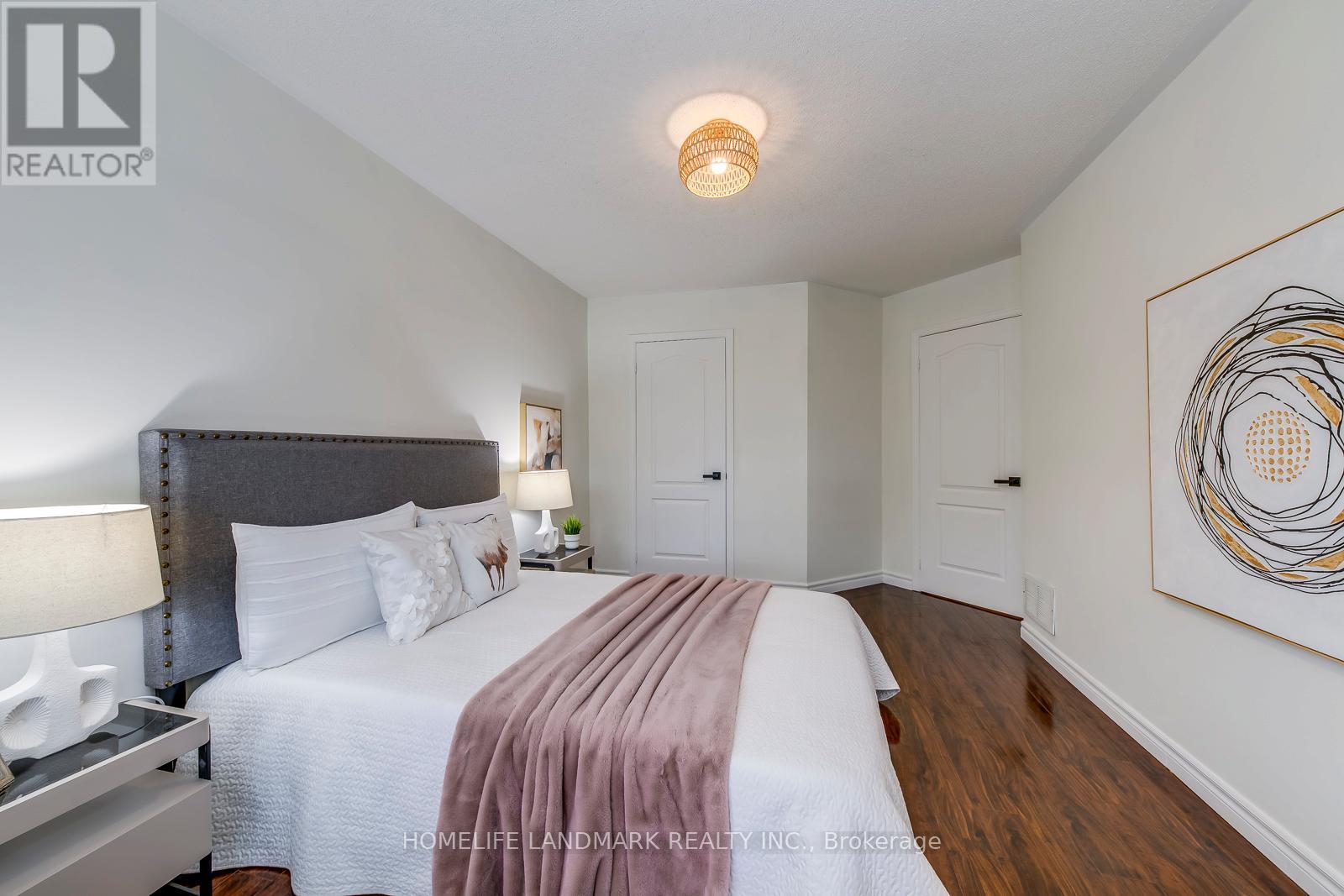 2276 Grouse Lane, Oakville, Ontario  L6M 4A8 - Photo 33 - W12485089