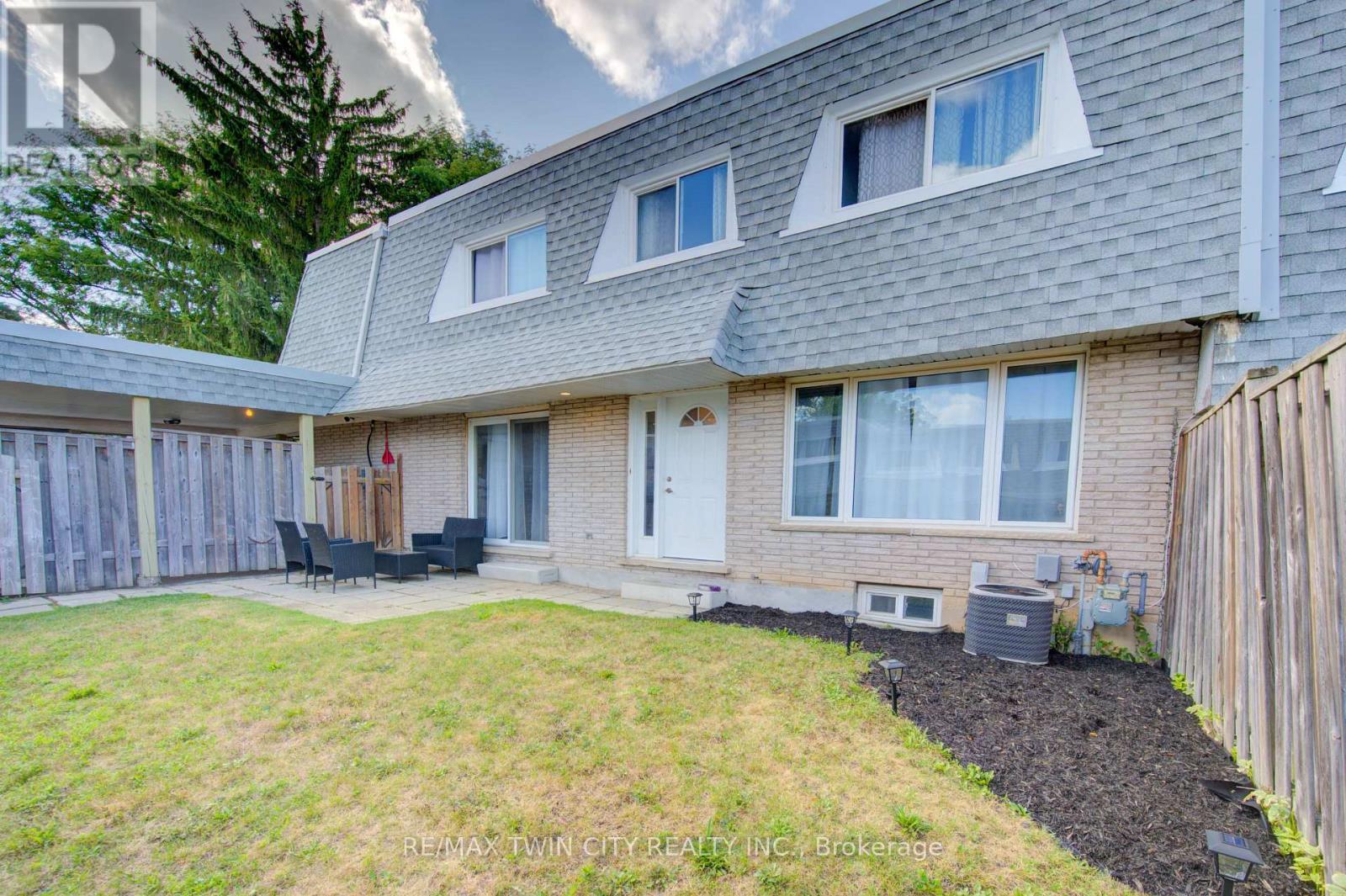 47 - 14 WILLIAMSBURG ROAD, Kitchener, Ontario