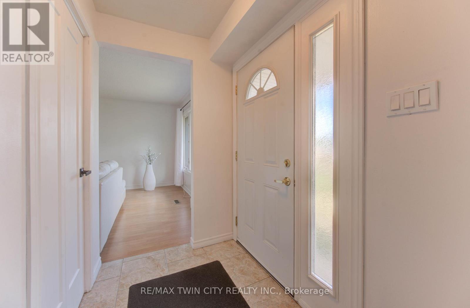 47 - 14 Williamsburg Road, Kitchener, Ontario  N2E 1W1 - Photo 21 - X12486992