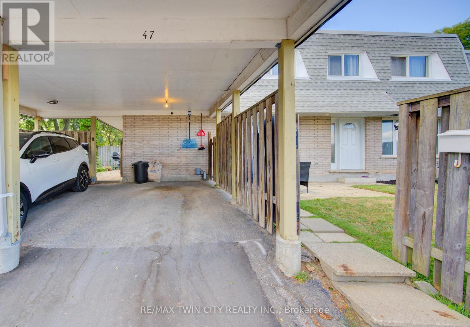 47 - 14 Williamsburg Road, Kitchener, Ontario  N2E 1W1 - Photo 6 - X12486992