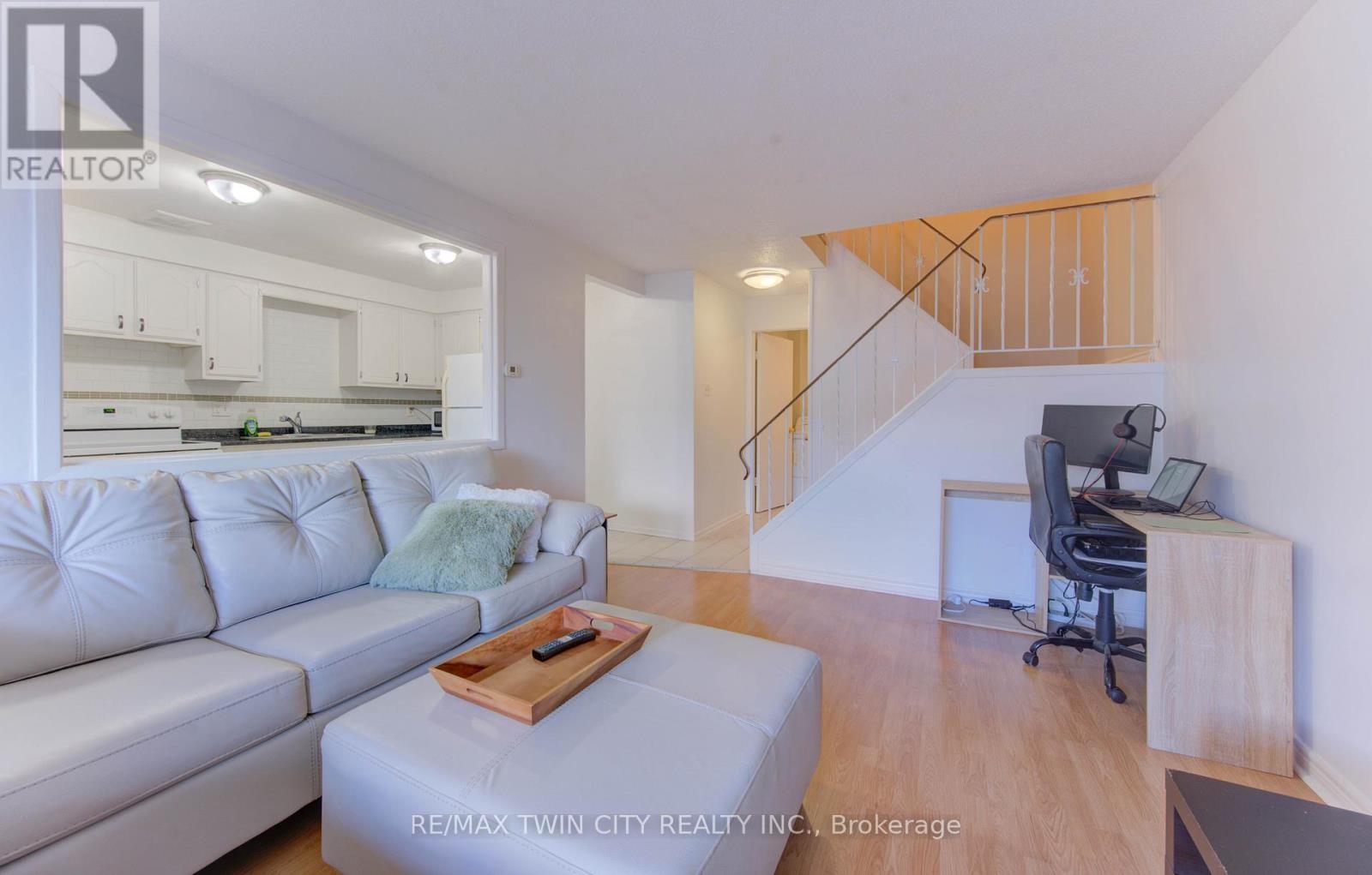 47 - 14 Williamsburg Road, Kitchener, Ontario  N2E 1W1 - Photo 9 - X12486992