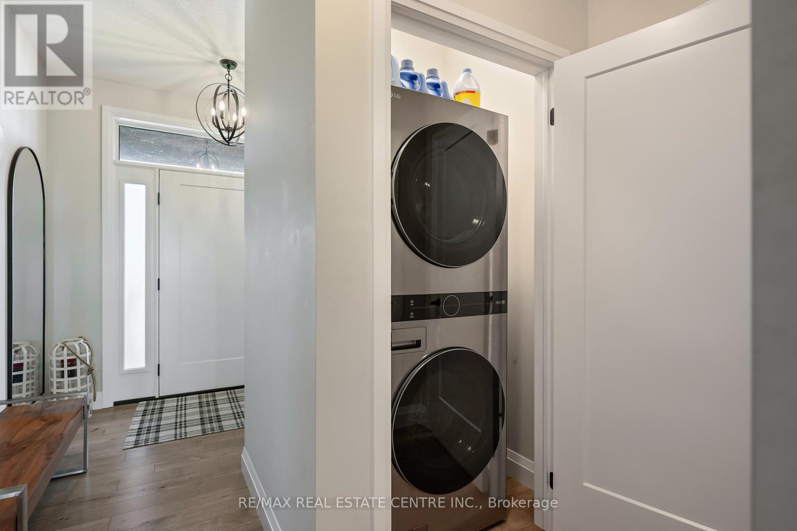 65 Melody Lane, East Luther Grand Valley, Ontario  L9W 7V1 - Photo 28 - X12487011