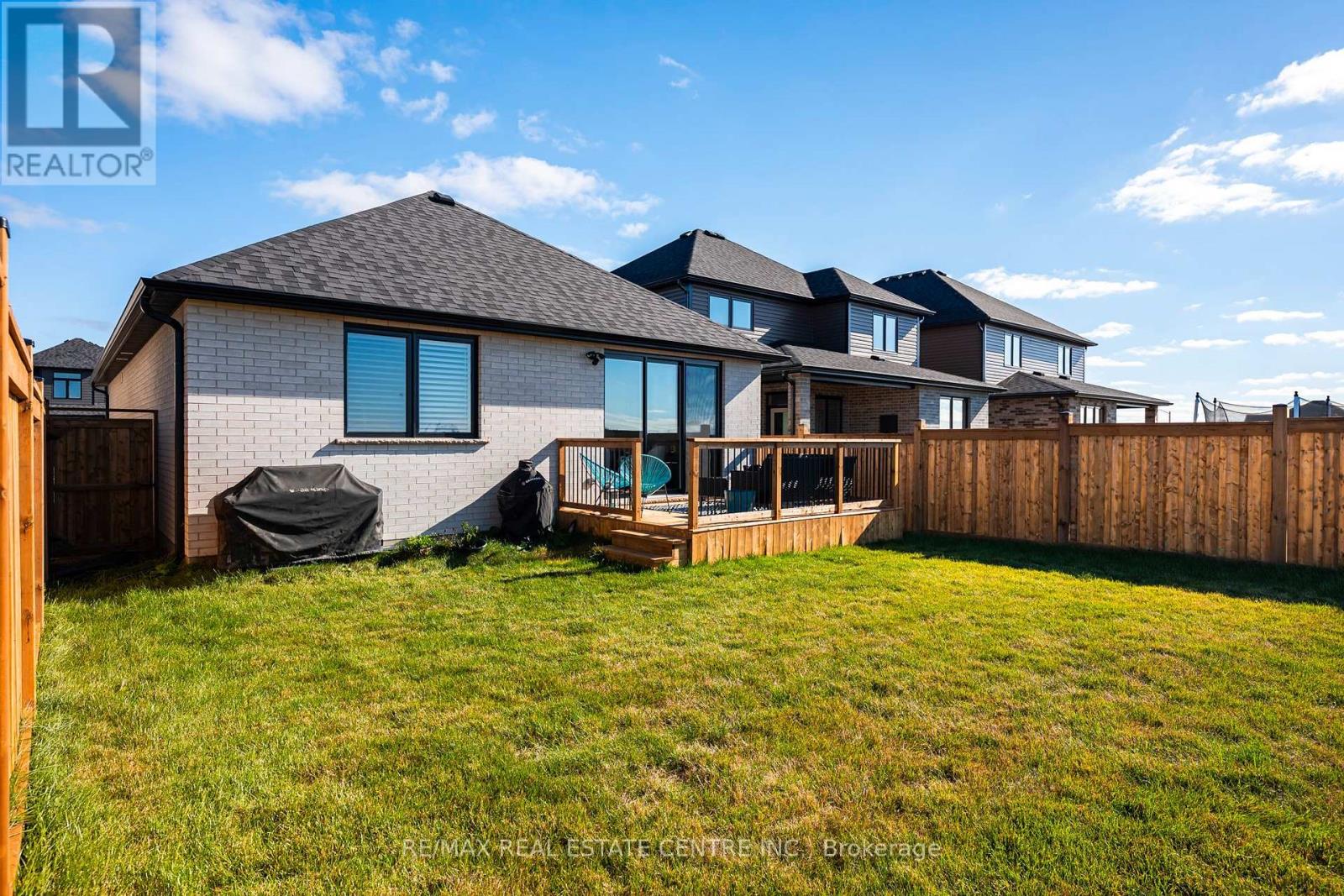 65 Melody Lane, East Luther Grand Valley, Ontario  L9W 7V1 - Photo 37 - X12487011