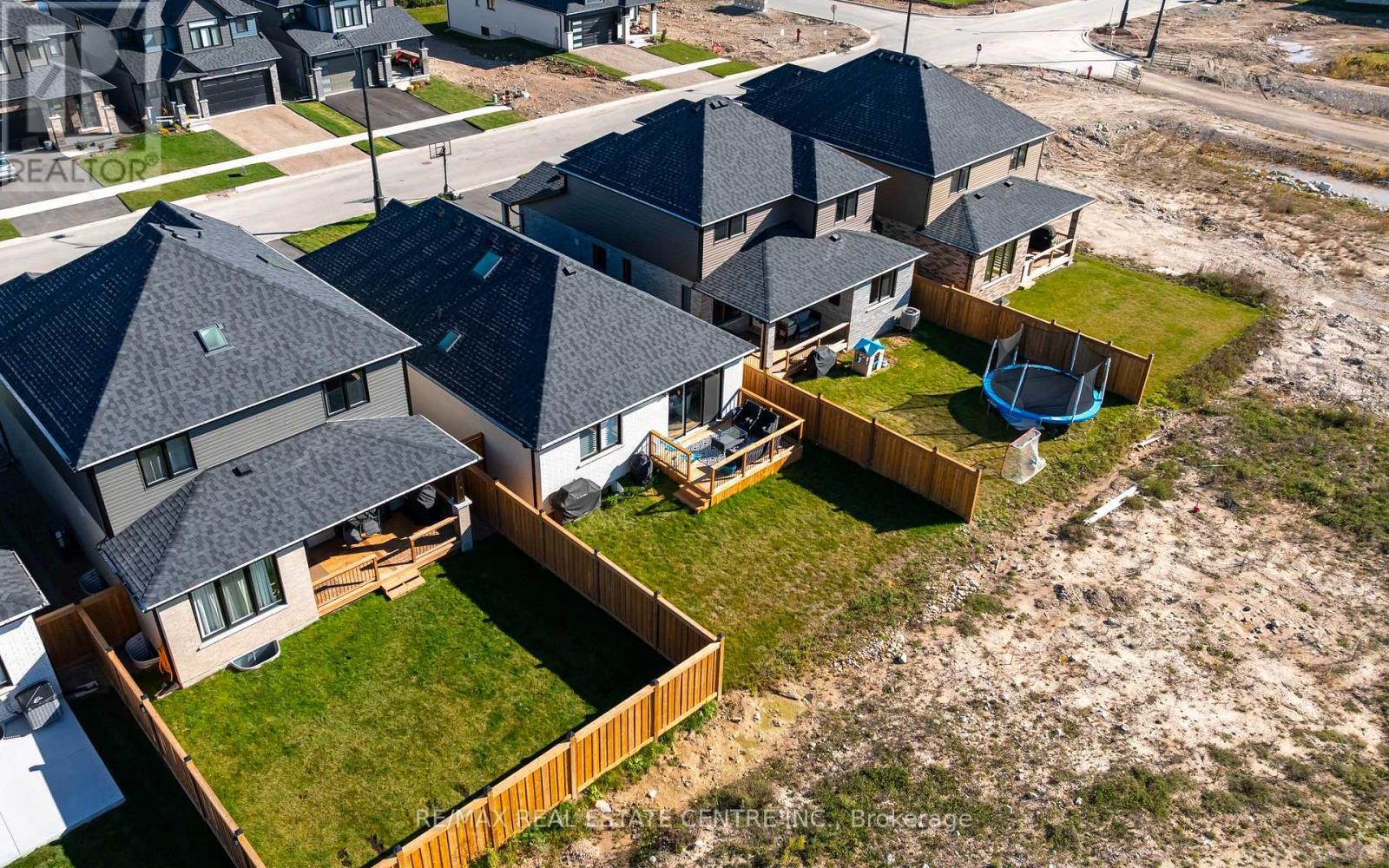 65 Melody Lane, East Luther Grand Valley, Ontario  L9W 7V1 - Photo 39 - X12487011