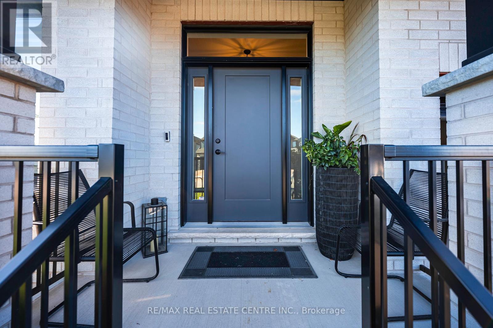 65 Melody Lane, East Luther Grand Valley, Ontario  L9W 7V1 - Photo 4 - X12487011