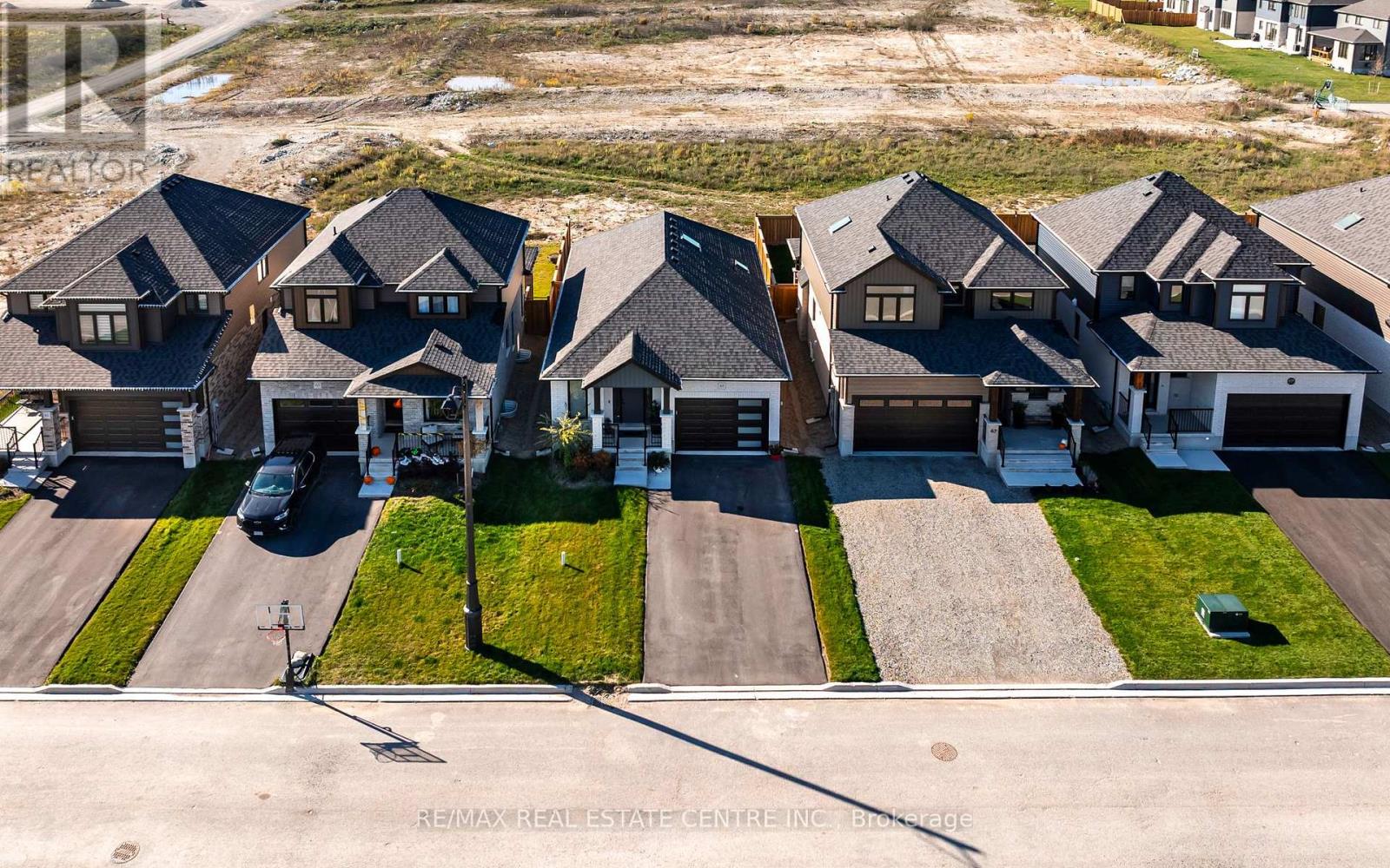 65 Melody Lane, East Luther Grand Valley, Ontario  L9W 7V1 - Photo 44 - X12487011