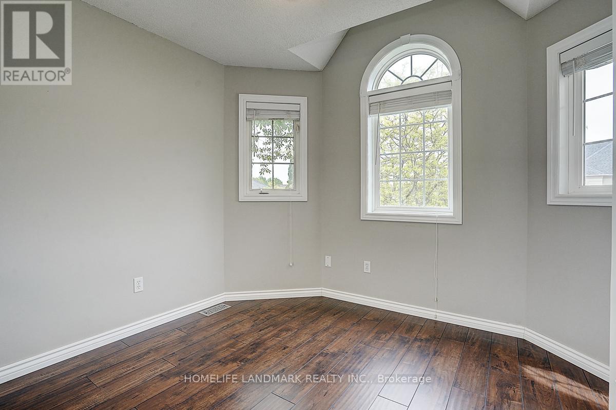 93 Pelham Drive, Hamilton, Ontario  L9K 1L4 - Photo 17 - X12487015