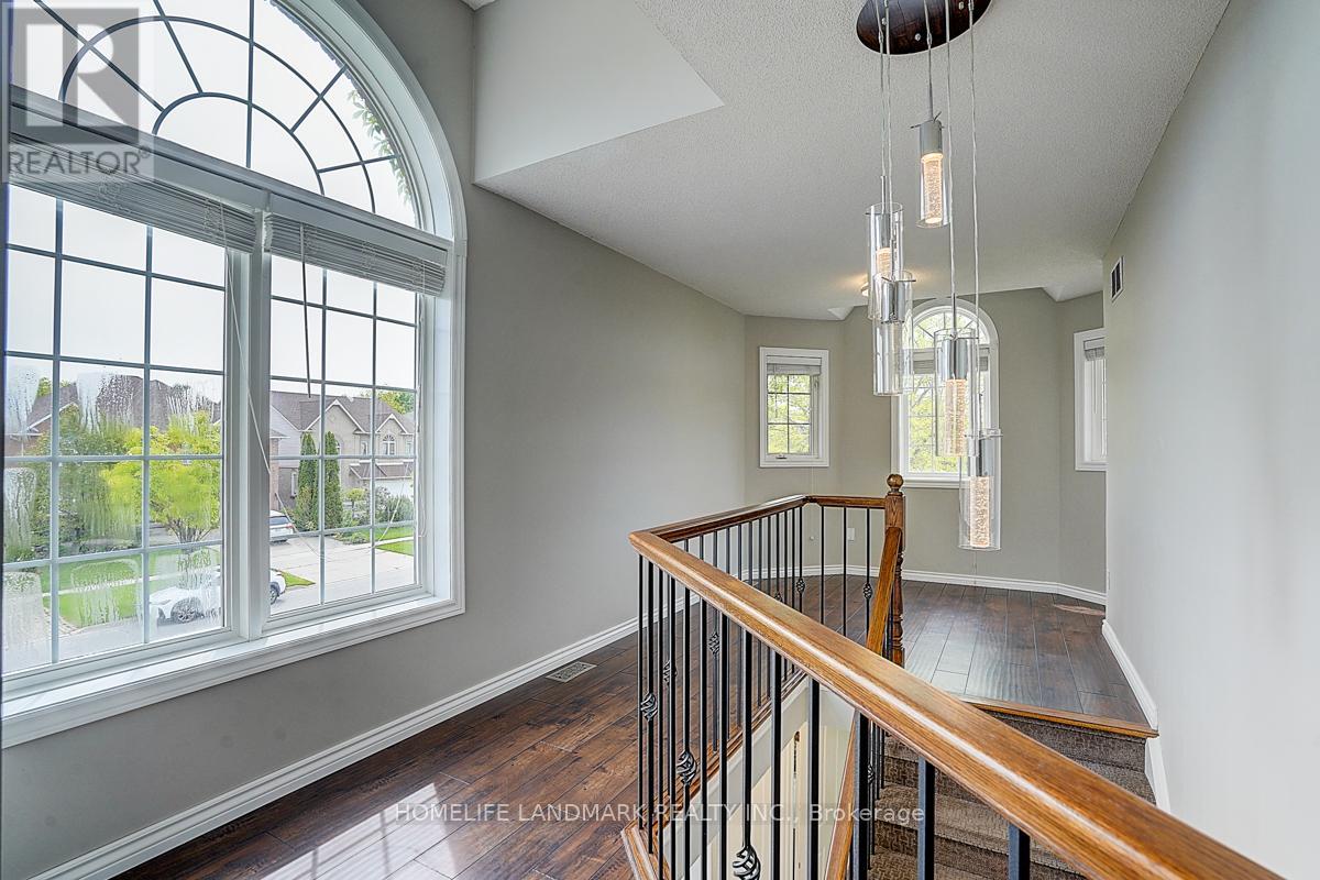 93 Pelham Drive, Hamilton, Ontario  L9K 1L4 - Photo 18 - X12487015