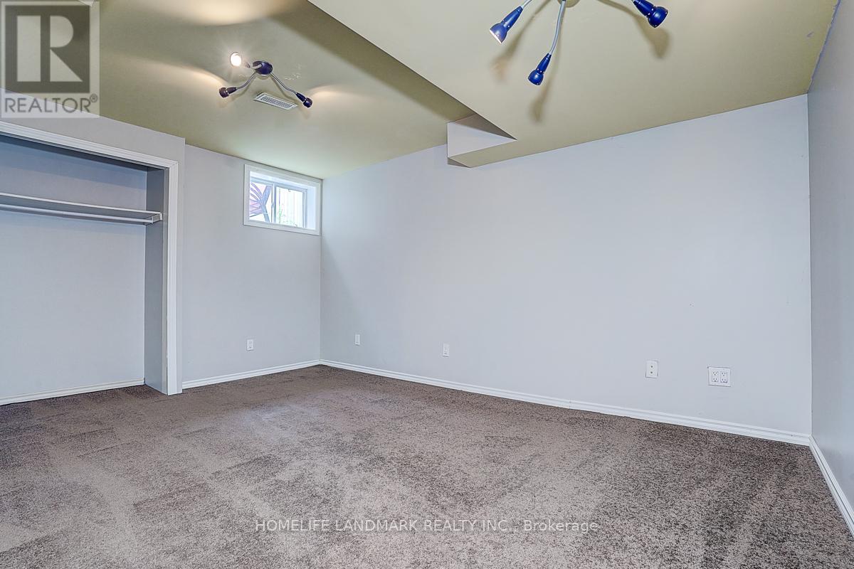 93 Pelham Drive, Hamilton, Ontario  L9K 1L4 - Photo 29 - X12487015