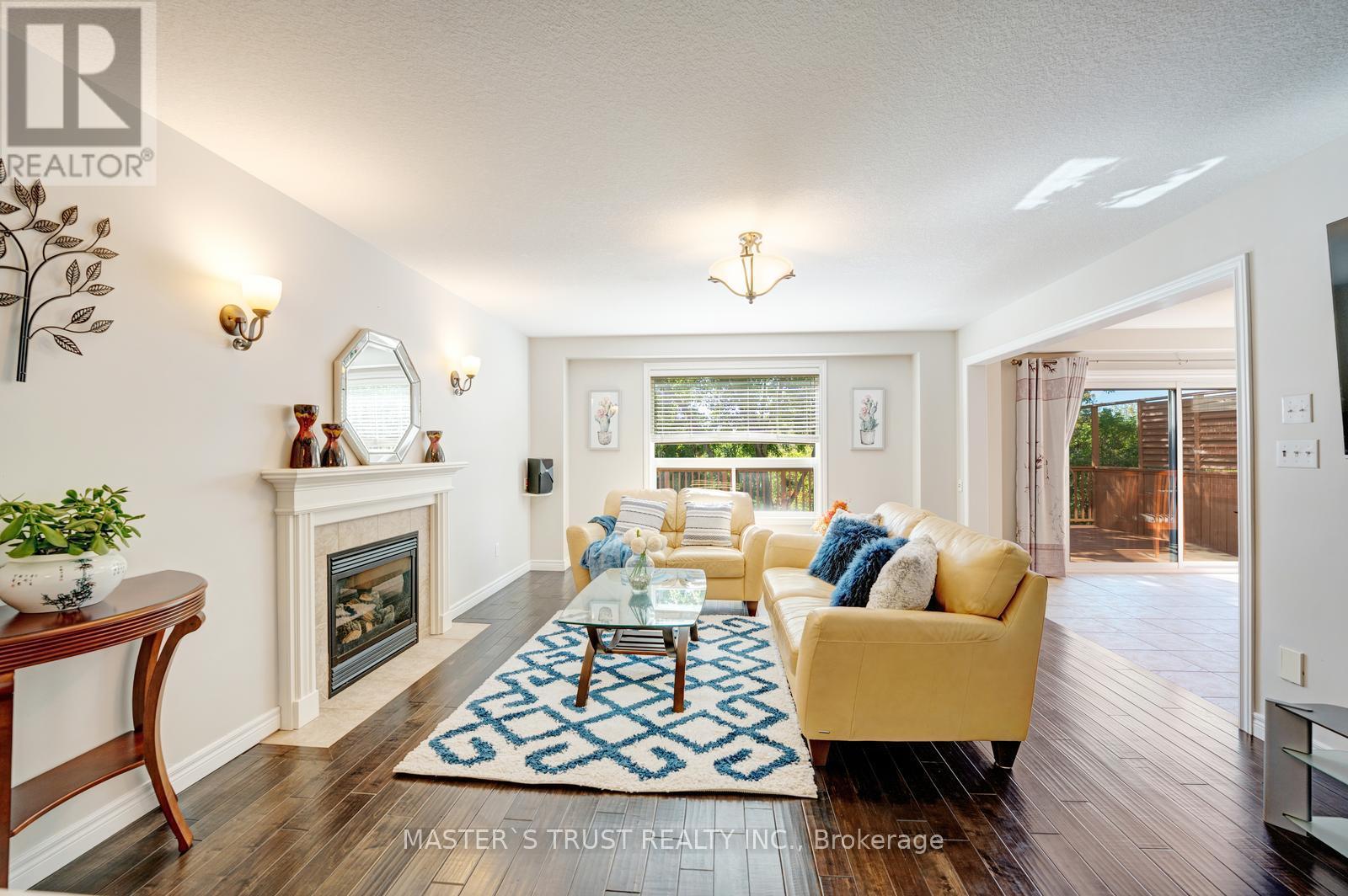 5 Howden Crescent, Guelph, Ontario  N1L 1T2 - Photo 7 - X12487016