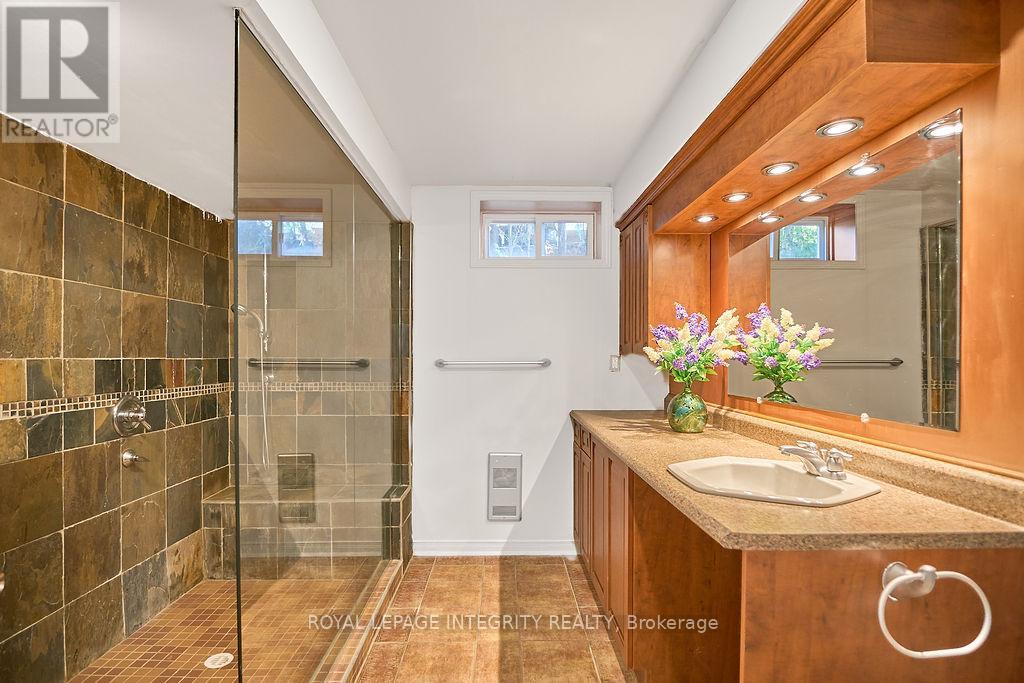 53 Newcastle Avenue, Ottawa, Ontario  K2K 3B5 - Photo 43 - X12487025