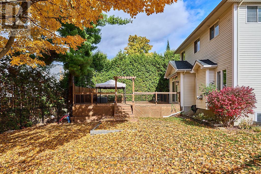 53 Newcastle Avenue, Ottawa, Ontario  K2K 3B5 - Photo 48 - X12487025