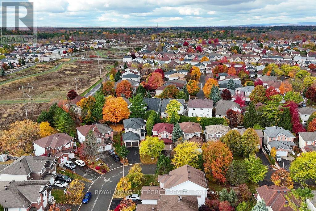 53 Newcastle Avenue, Ottawa, Ontario  K2K 3B5 - Photo 50 - X12487025