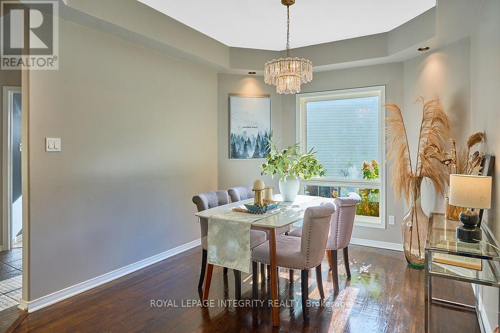 53 Newcastle Avenue, Ottawa, Ontario  K2K 3B5 - Photo 9 - X12487025