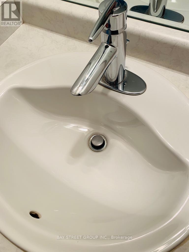 1010 - 600 Fleet Street, Toronto, Ontario  M5V 1B7 - Photo 10 - C12487021