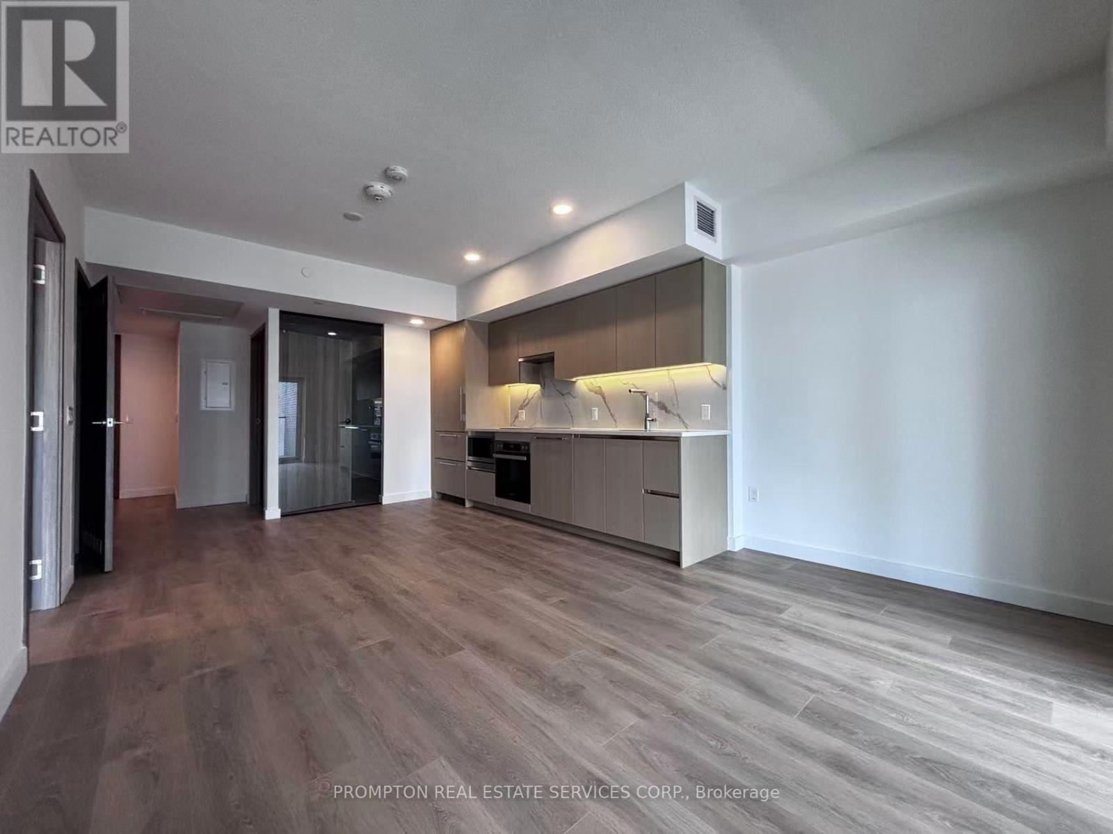 932 - 3 Concord Cityplace Way, Toronto, Ontario  M5V 0X4 - Photo 2 - C12487027