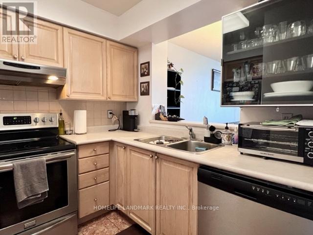 Ph101 - 35 Empress Avenue, Toronto, Ontario  M2N 6T3 - Photo 5 - C12487029