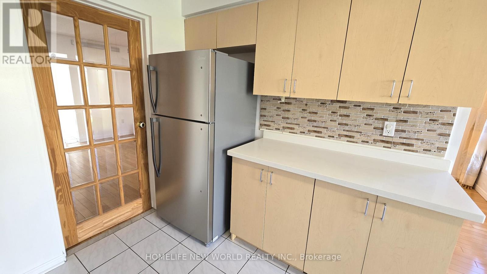 72 Pepperell Crescent, Markham, Ontario  L3R 3G8 - Photo 4 - N12487023