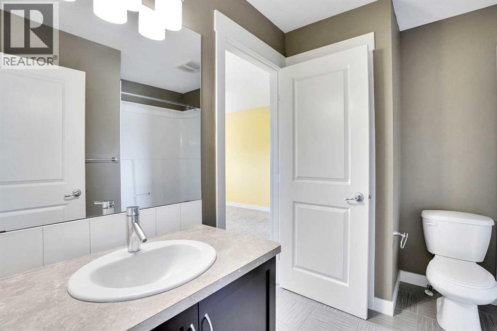 157 Rainbow Falls Boulevard, Chestermere, Alberta  T1X 0N6 - Photo 22 - A2254670