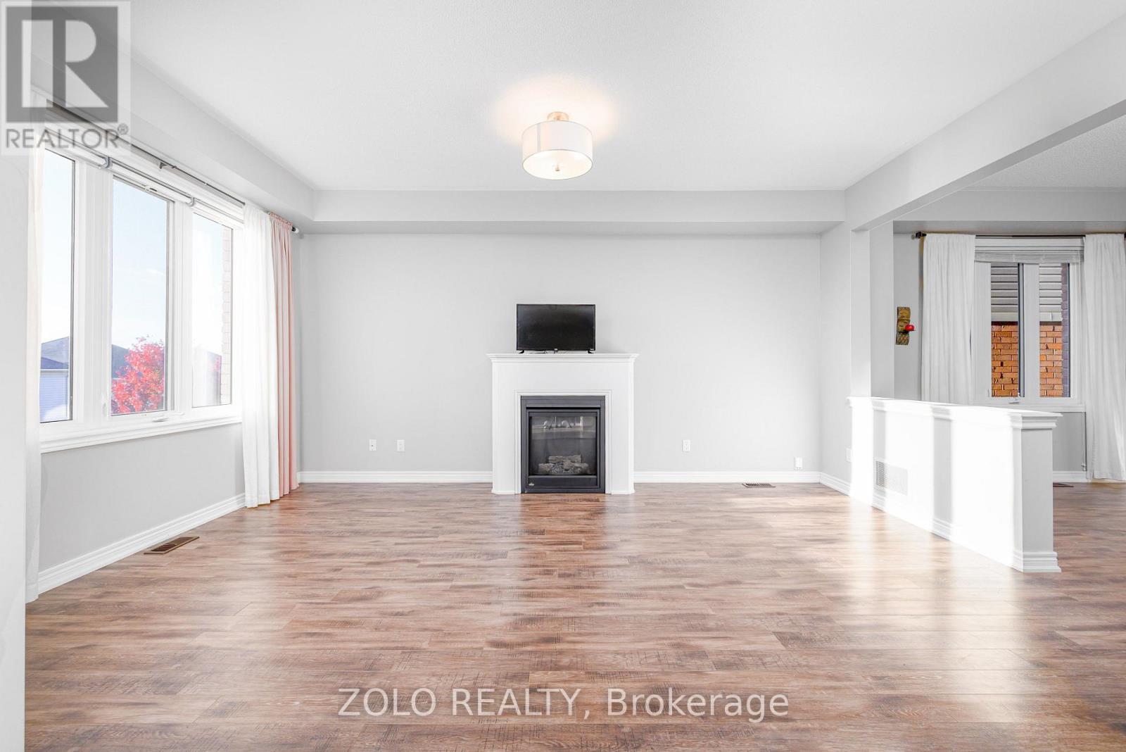 417 Florence Drive, Peterborough, Ontario  K9J 0H7 - Photo 9 - X12487024