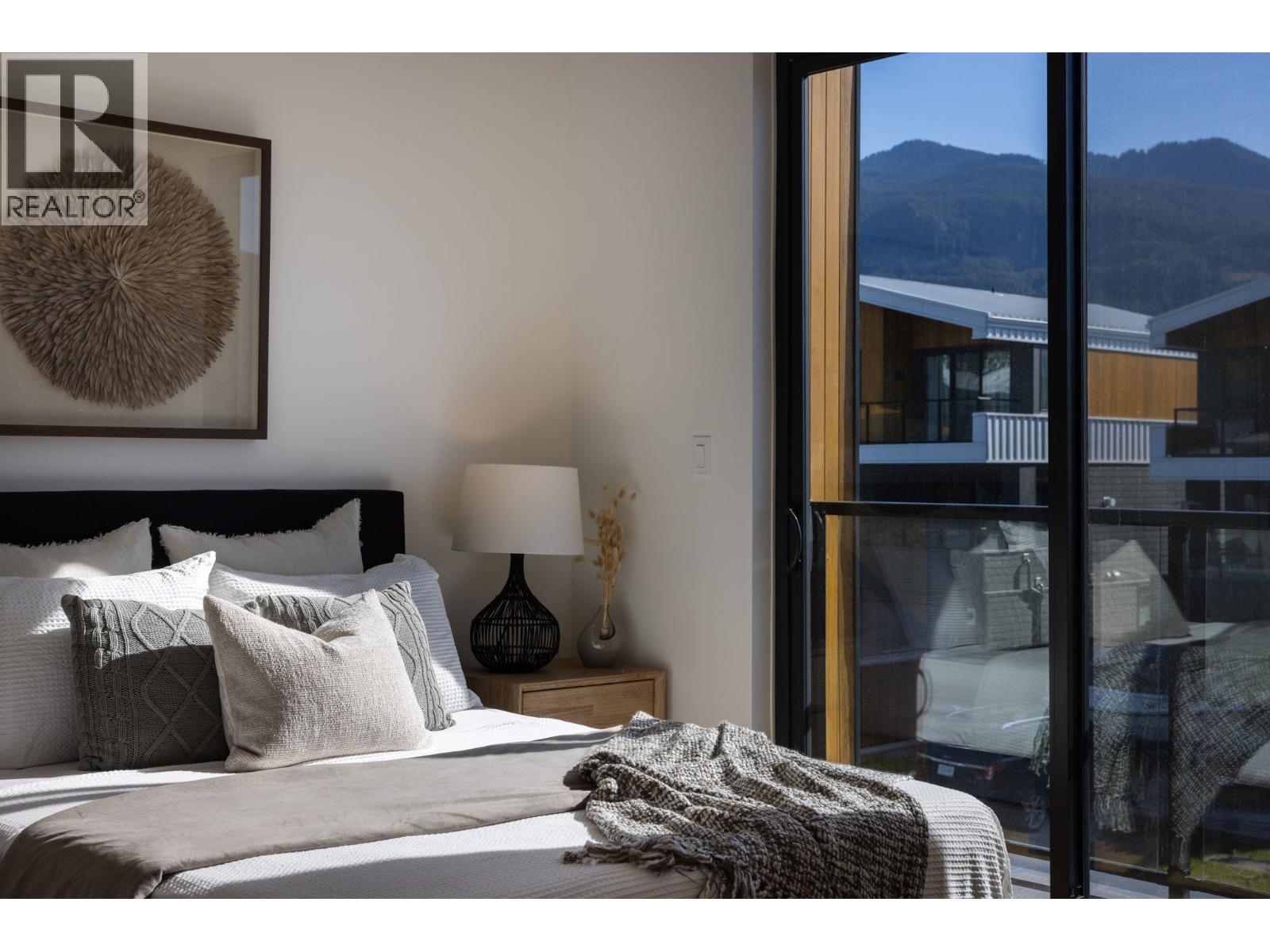 2943 Huckleberry Drive, Squamish, British Columbia  V8B 1B2 - Photo 19 - R3048711