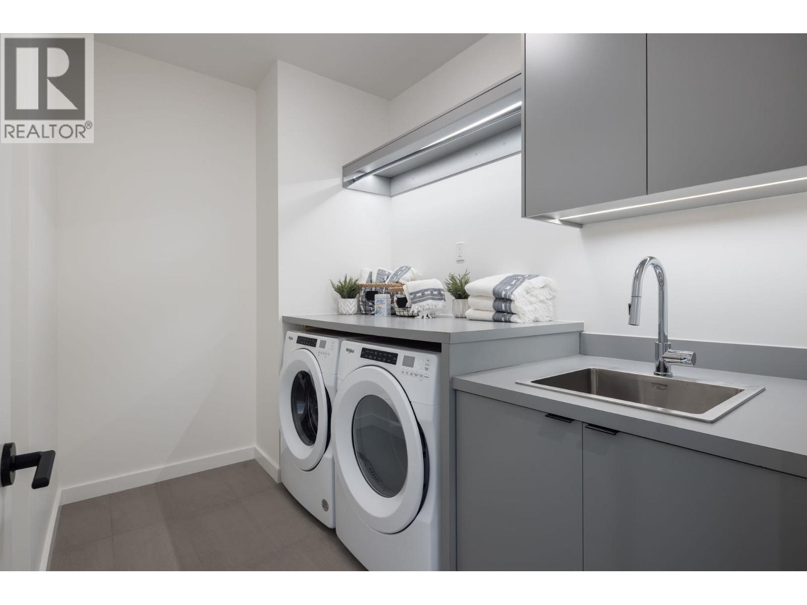 2943 Huckleberry Drive, Squamish, British Columbia  V8B 1B2 - Photo 27 - R3048711