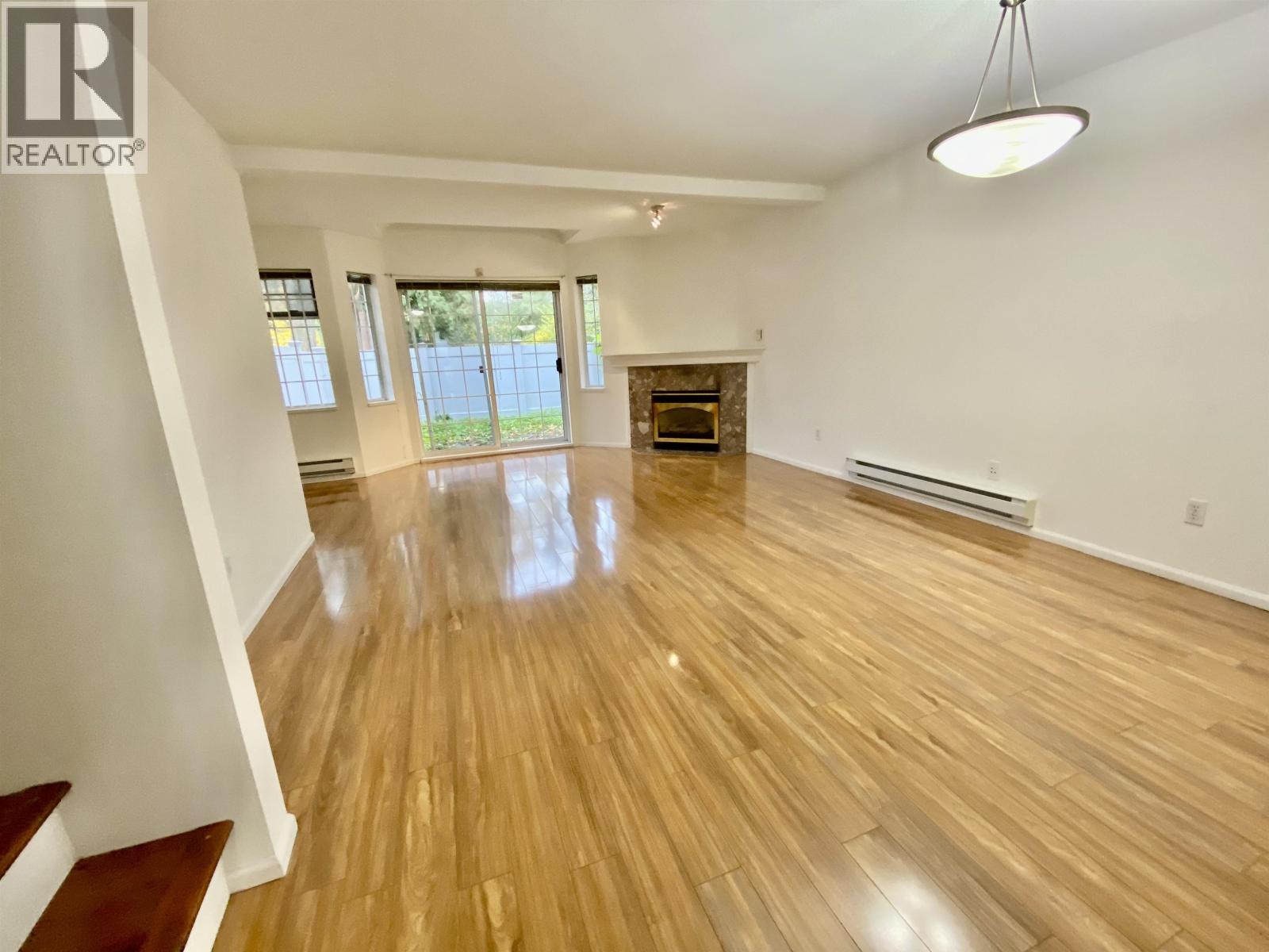 30 7128 18th Avenue, Burnaby, British Columbia  V3N 1H1 - Photo 5 - R3062799