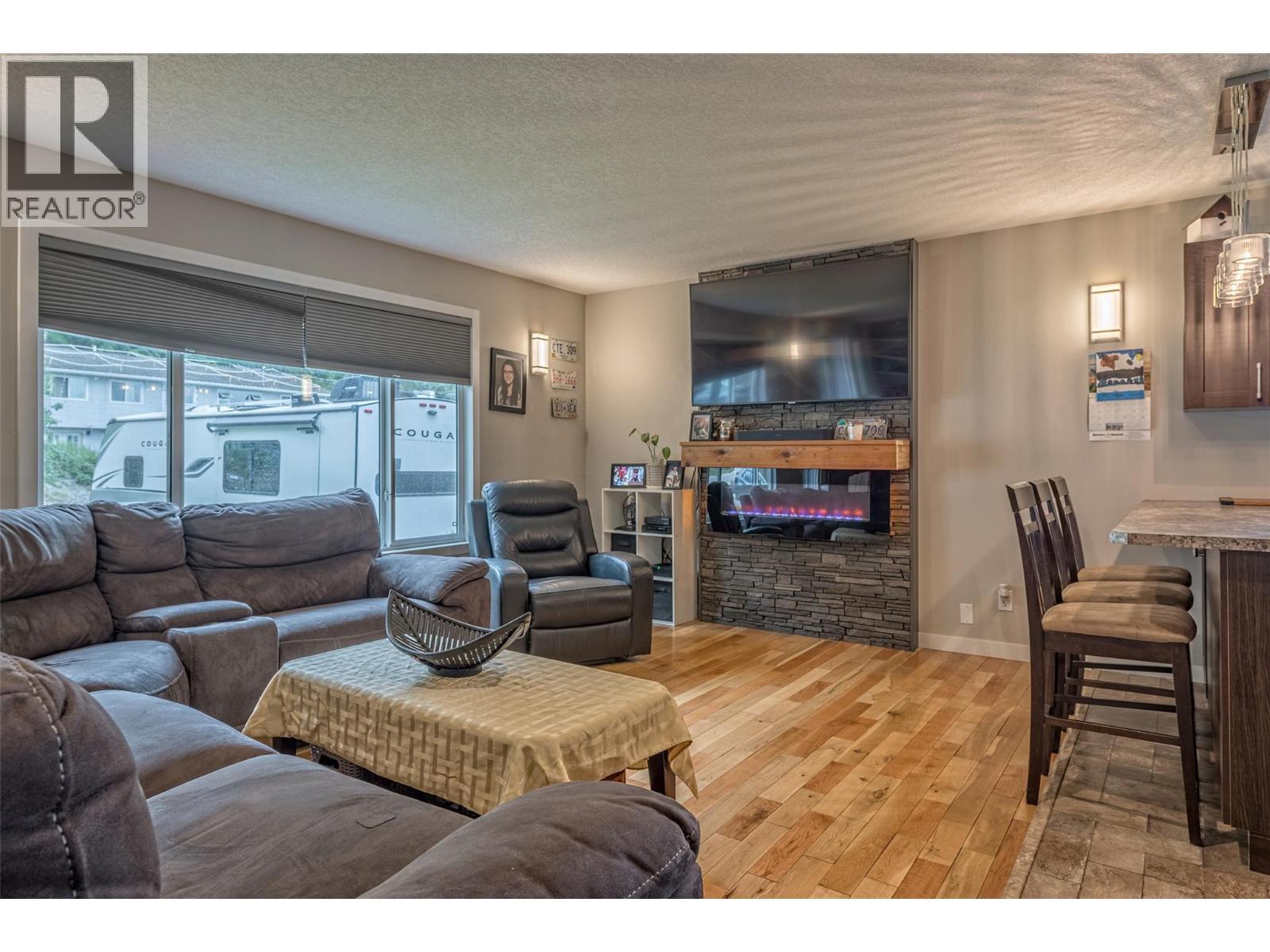 3286 Upper Mcleod Road, Spallumcheen, British Columbia  V4Y 0S6 - Photo 6 - 10353790