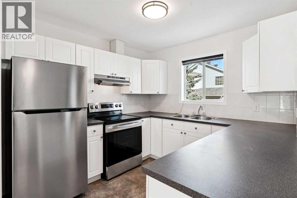 19, 15 Rocky Ridge Gate Nw, Calgary, Alberta  T3G 4P6 - Photo 19 - A2265163