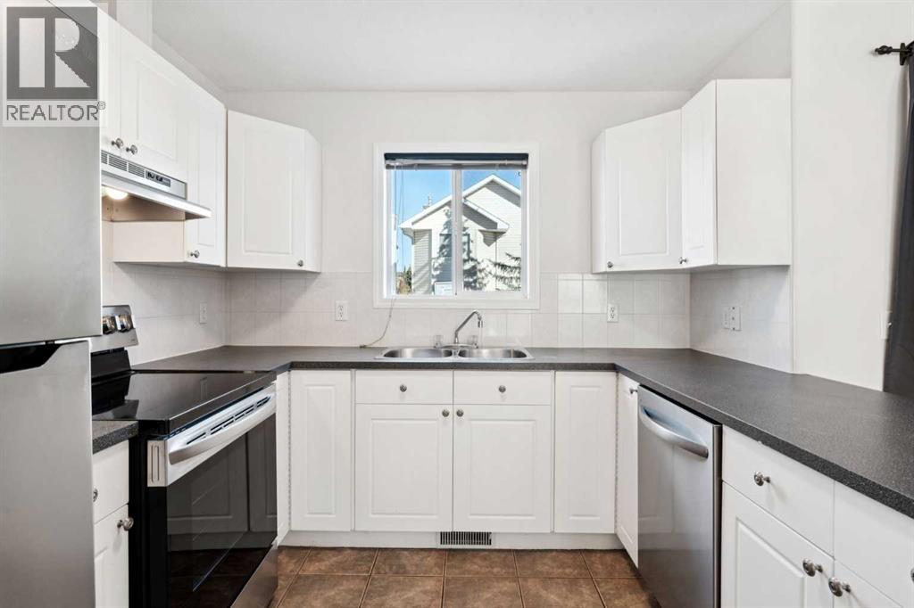 19, 15 Rocky Ridge Gate Nw, Calgary, Alberta  T3G 4P6 - Photo 22 - A2265163