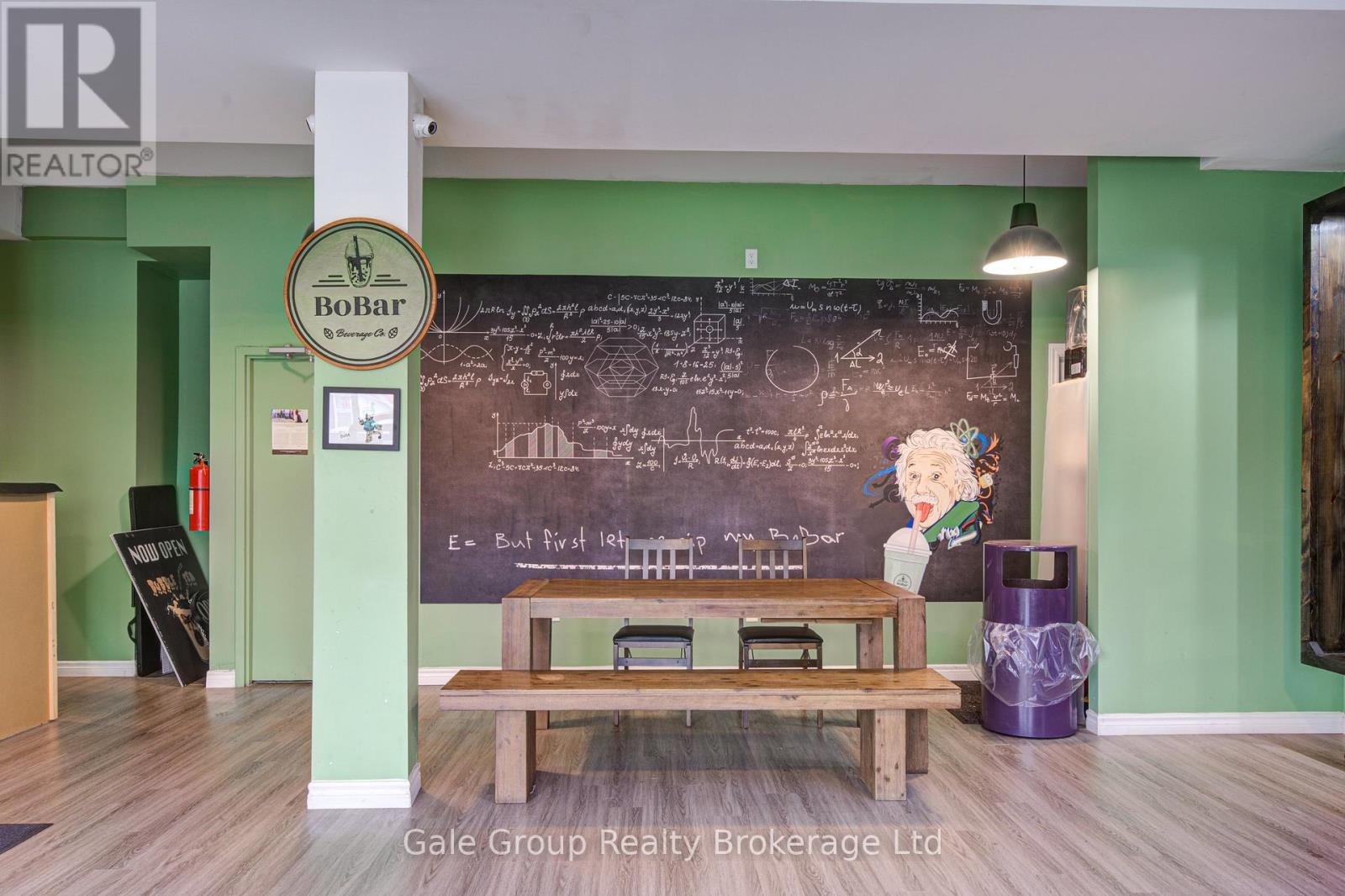 257 Dundas Street, Woodstock, Ontario  N4S 1A9 - Photo 13 - X12487057