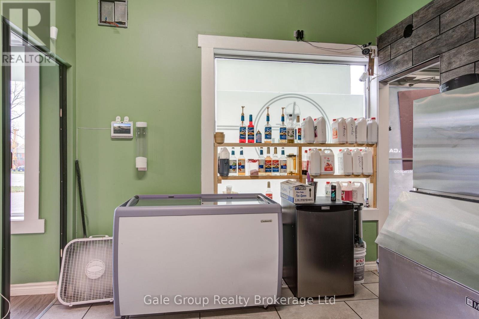 257 Dundas Street, Woodstock, Ontario  N4S 1A9 - Photo 32 - X12487057