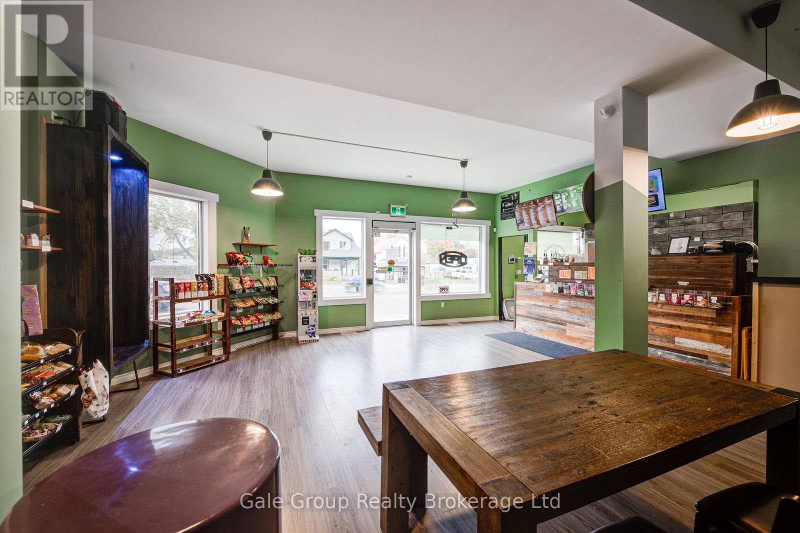 257 Dundas Street, Woodstock, Ontario  N4S 1A9 - Photo 8 - X12487057