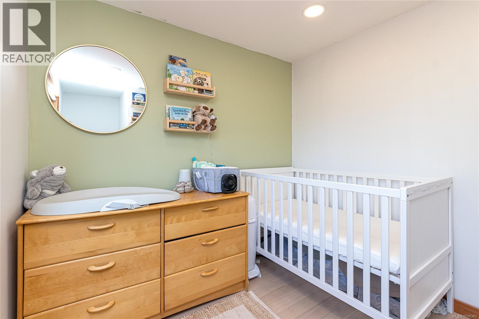 3066 Carroll St, Victoria, British Columbia  V9A 1P9 - Photo 23 - 1018341