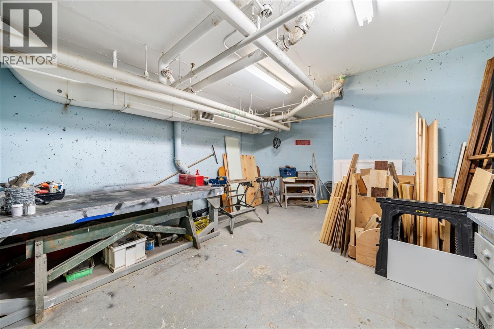 1002 327 Maitland St, Victoria, British Columbia  V9A 7G7 - Photo 38 - 1017976